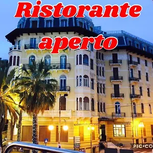 https://lolli-palace.hotelitalianriviera.com